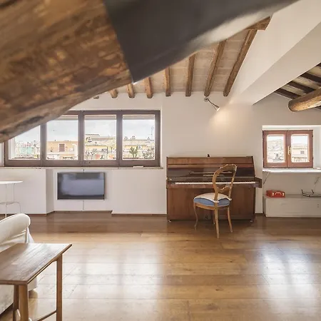 Apartment Piazza Di Pietra - Charme Homes Rome